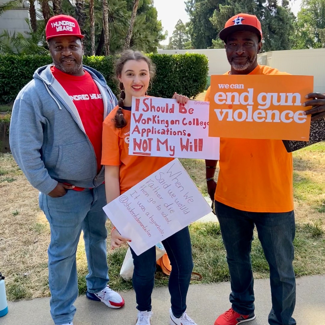 Today, I united with @MomsDemand activists, survivors, students, and community leaders to address gun violence. Together, we say #EnoughIsEnough! Let's make our communities safer for all. Every voice counts in advocating for change. #GunViolencePrevention #SafeCommunities