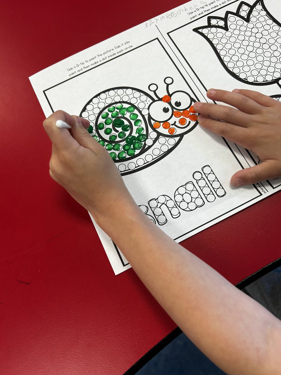 Our ABC countdown continues! Ending our day with some Q-tip painting! <a href="/SearingtownK5/">Searingtown School</a>