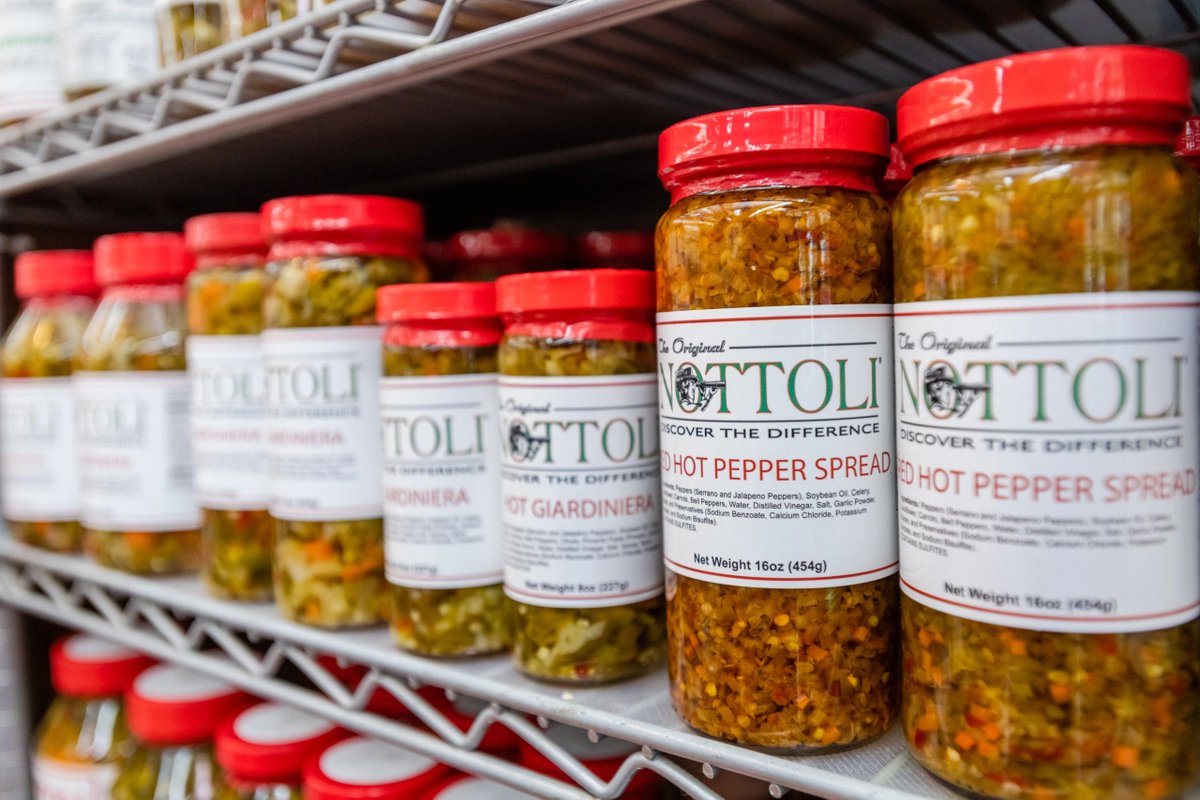 nottolideli's tweet photo. Discover the rich heritage of Nottoli's family recipes, handed down through generations. #TheOriginalNottoliAndSon #Chicago #NottoliAndSon #Italian #ChicagoBites https://t.co/KV5bLnaG6o