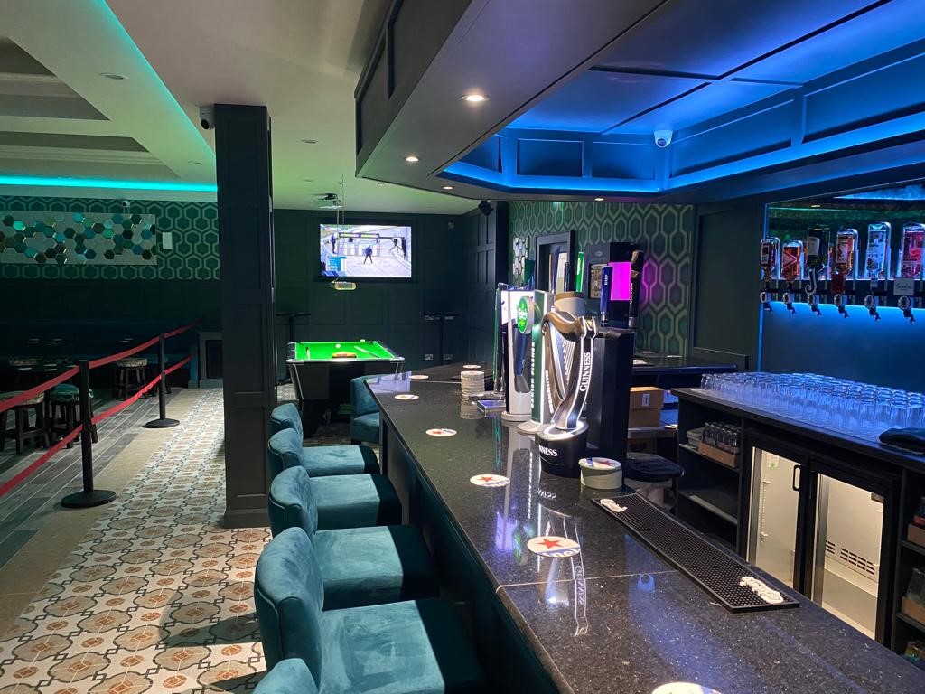 PlanningHBook's tweet image. Check out the newly tiled bar in Derry that features Carlanto tiles!  The combination of wood effect tiles &amp;amp; #patternedtiles on the floor combined with the colourful #mosaictiles on the wall creates a stunning &amp;amp; unique atmosphere. 

Give them a call 028 9023 0433. #belfastcity