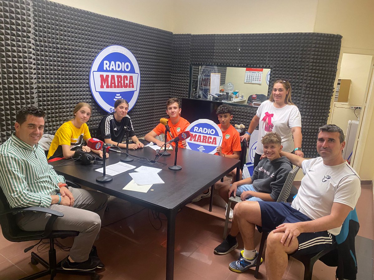 🇪🇸 <a href="/futsalhendin/">FUTSALHENDIN</a> organiza este fin de semana el Campeonato de España Infantil de fútbol sala

⚽️ Conocemos al <a href="/RealAvilesInd/">Real Avilés Industrial</a> con Nacho Gutiérrez

❤️🖤 Rememoramos toda la fiesta de la @FundacionCBG con @CroniSport 

👇 Revive el programa de hoy aquí 👇
ivoox.com/pgm829-futsalh…