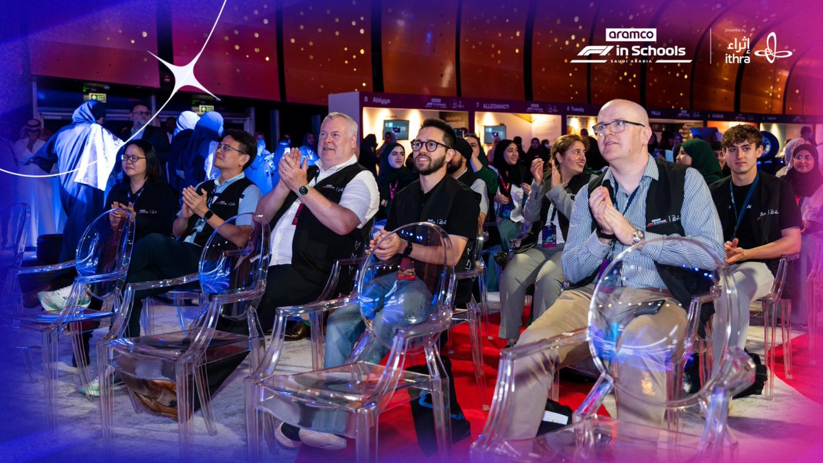 Stemracingksa's tweet photo. The champions preparations are over, and it's time to get to work.
All teams are ready to compete for the chance to represent the kingdom in Singapore 👏🏻🏁. https://t.co/OrC7qqxeT7