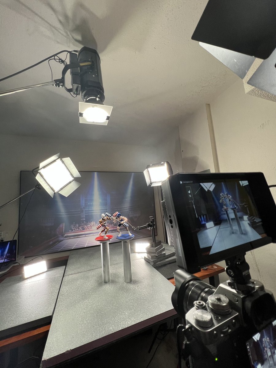 plasticaction_'s tweet photo. Creating key art for a film was never a goal of mine because I didn’t see it as a possibility. Hand model wasn’t part of the vision either 😂 HUGE thanks to @espn for this incredible opportunity #AmericanGladiators https://t.co/E30DRGMOxX