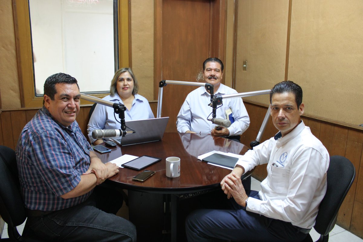 FDCSV_UAT's tweet photo. En nombre de la FDCSV, queremos expresar nuestro más sincero agradecimiento a TV UAT 🎥 y Radio UAT 🎙️ por su apoyo. 💙🧡Gracias por permitirnos compartir nuestra pasión por la educación con la comunidad y ayudarnos a llegar a más estudiantes. 🦉✨
#FDCSV #UAT #Tamaulipas https://t.co/rJRsmKntbC