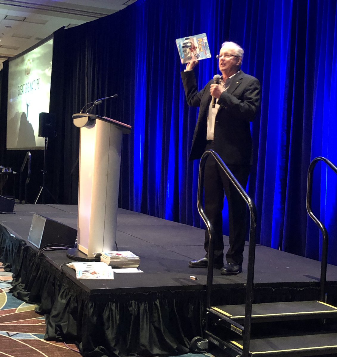 Enviro_Journal's tweet photo. Brian Keating’s keynote on leadership lessons learned from the Shackleton Trans-Antarctic Expedition provided a poignant look at how humans can overcome even the greatest challenges with teamwork, optimism, creativity and humour. #RemTechEast #environment #endurance #GoingWild https://t.co/4ujVq1mpNk