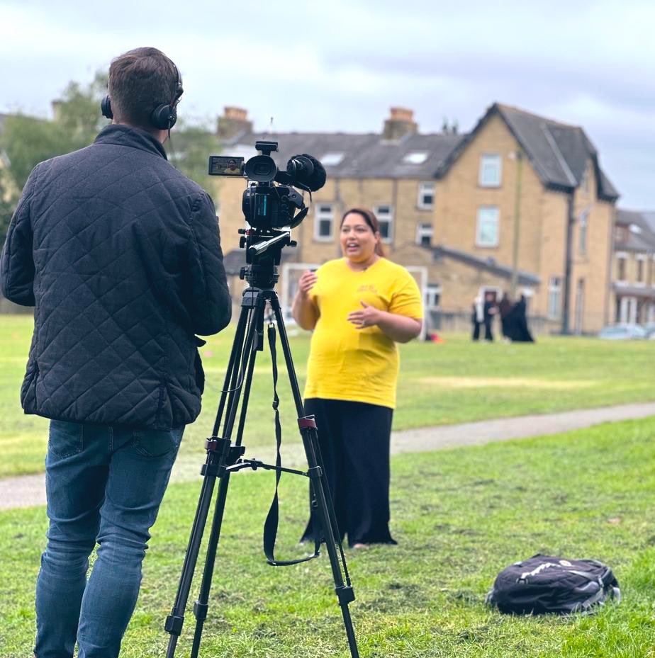 RT @SoniaFayyaz: Absolutely delighted to have been interviewed by @itvnews today showcasing our work in #Bradford co-designing public spaces for teenage girls with @MakeSpaceforGi1 @AlMarkazUlIslam #Masjidebilal 

Thank you @JamesWebsterITV - were all super excited to see the story next week! 🎉