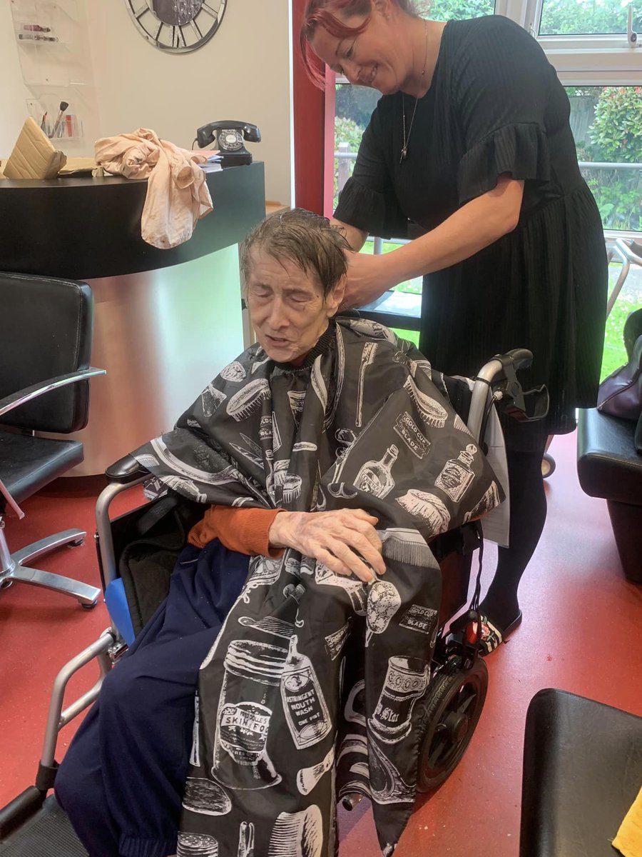 Trinity Lodge tweet media