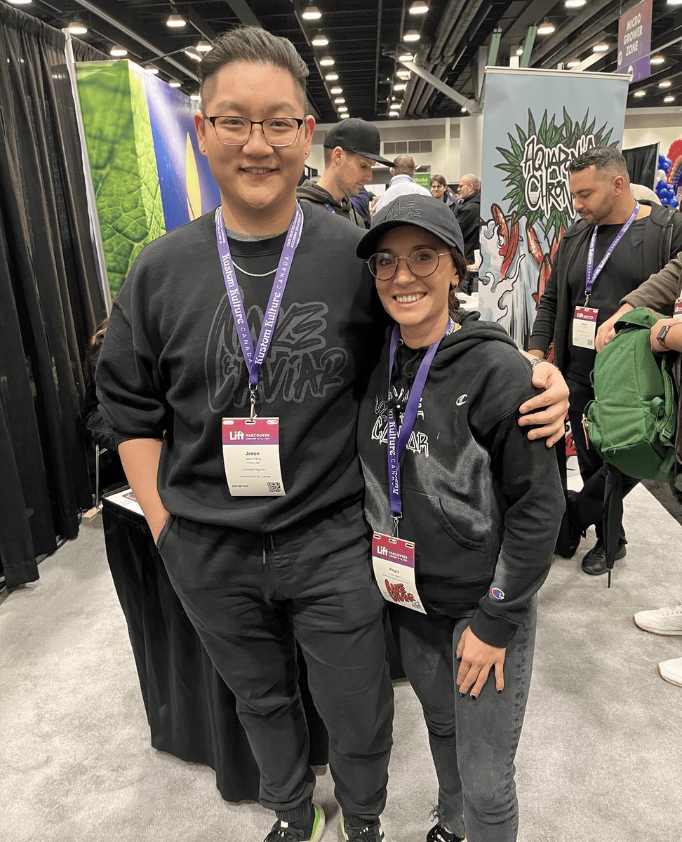 ElevatedSignals's tweet photo. Lift &amp; Co Toronto is finally here, and we couldn’t be more stoked. 😎

Make sure to swing by booth #1229 and say hi! We’d love to chat and catch up with you.🌿

Will we see you there? https://t.co/EelZHIOQ98