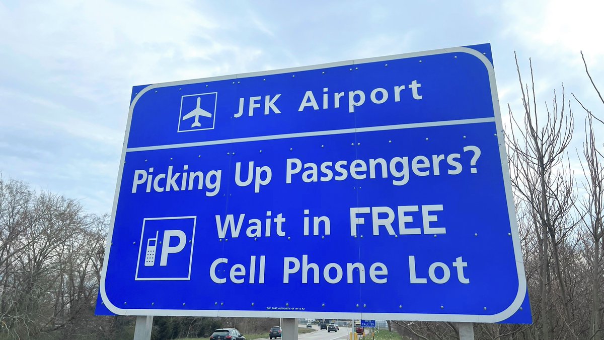 John F. Kennedy Airport tweet media