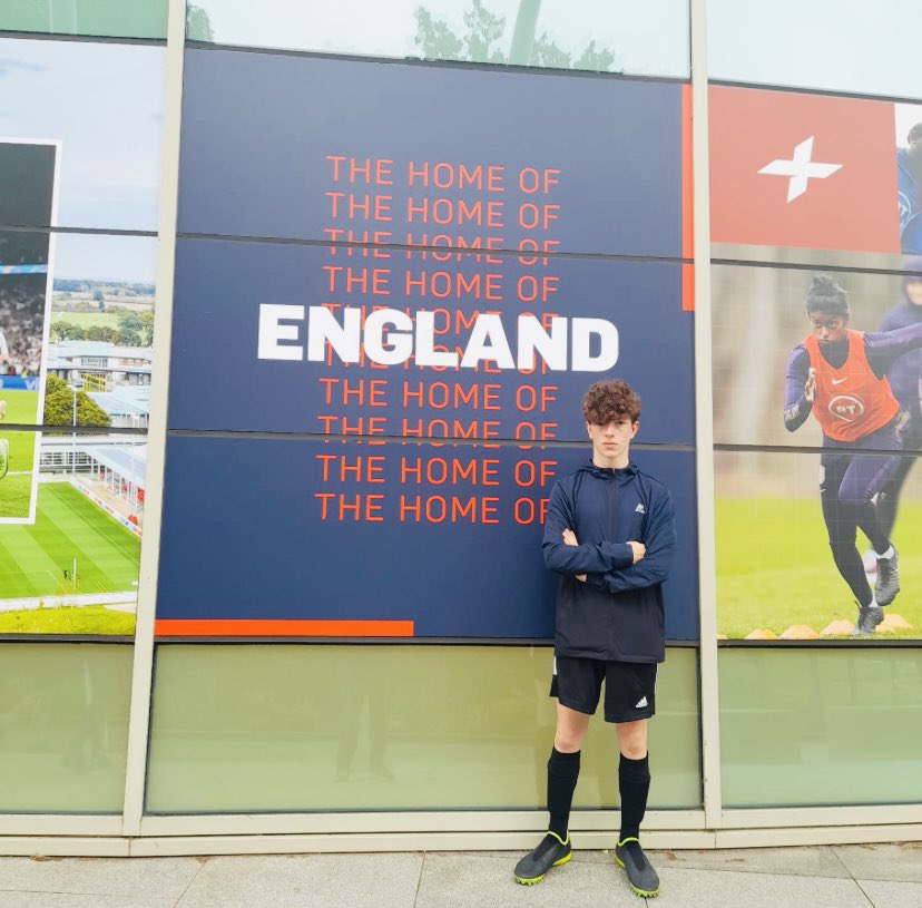 Well done Tom on a successful second <a href="/England/">England</a> Para Pathway Day at St George’s Park. <a href="/ParaFootball_/">#ParaFootball 💜⚽️</a> <a href="/ParalympicsGB/">ParalympicsGB</a> - very focused indeed! 🦁🦁🦁