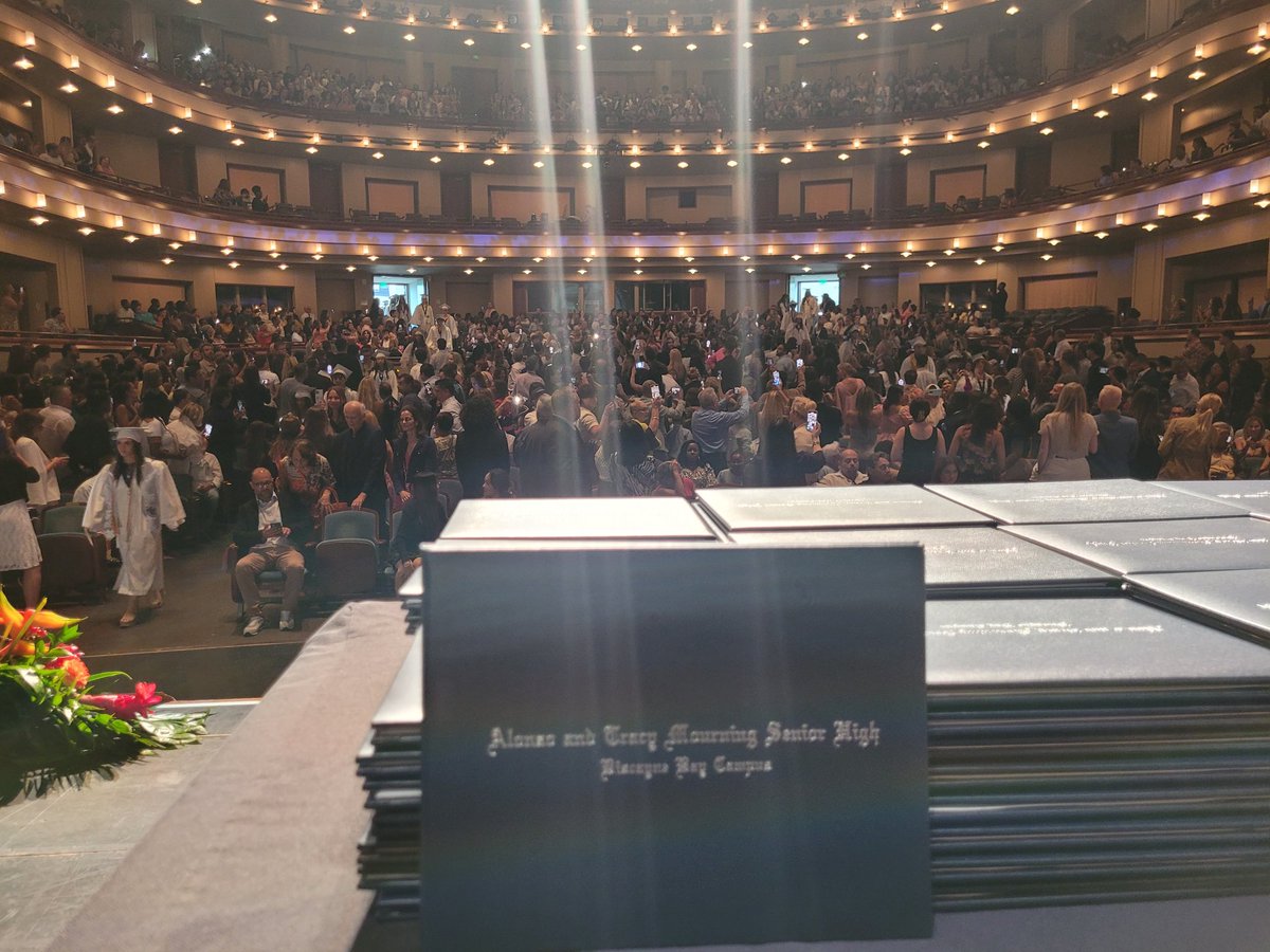 Congratulations <a href="/atmsenior/">atmsenior</a> Class of 2023! <a href="/MDCPS/">Miami-Dade Schools</a> #Classof2023