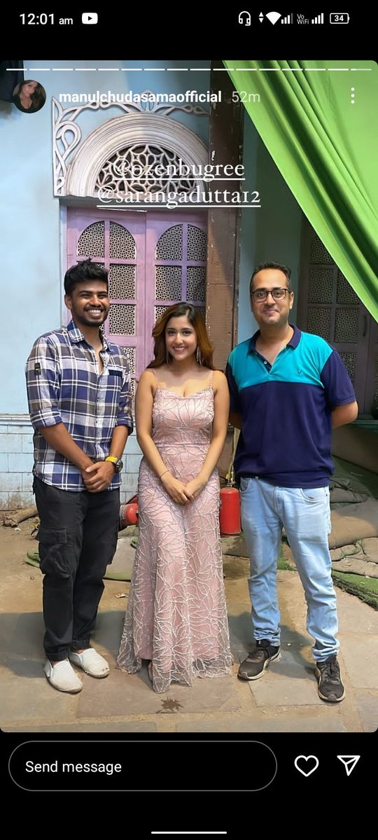 a_stalwart's tweet photo. #SumedhMudgalkar n #ManulChudasama will see them sharing same scene for the 1st & last time together as Hatim Marjina onscreen.Also got to see their cute 🥰 offscreen moment too till the packup.Manul with her crew members n director sir. #AlibabaChapter2 #Alibabaekandaazandekha https://t.co/2vNbQC1KLL