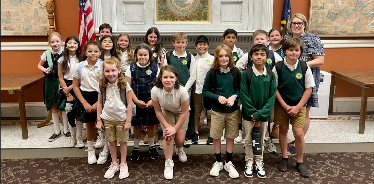 Today, a #NewHampshire 4th grade class enjoyed touring the #NH State Library after visiting the State House. State Librarian Michael York, State Archaeologist Mark Doperalski & Commissioner Sarah Stewart helped them learn more about the ways @NHDNCR serves NH. @nhsl @nhdhr_shpo