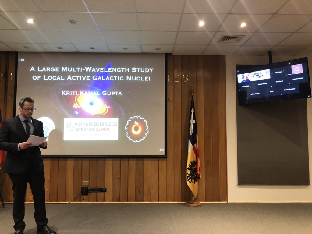 ProfDoubleJ's tweet photo. A big day for our young Institute of Astrophysical Studies (IEA) @AstroUDP with the very first graduated doctoral student, Dr. Kriti Kamal Gupta!!

Congratulations to Kriti and her supervisor Prof. Ricci 🎉🍾🎉🍾 https://t.co/ssHleZqFm0