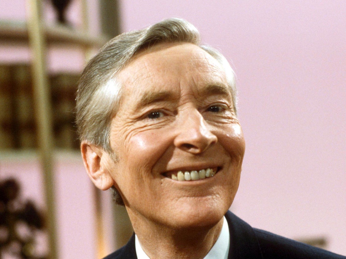 Prophetic_Elec's tweet image. Kenneth Williams would have been epic
Who&apos;s somebody that passed that would have had an awesome Twitter?