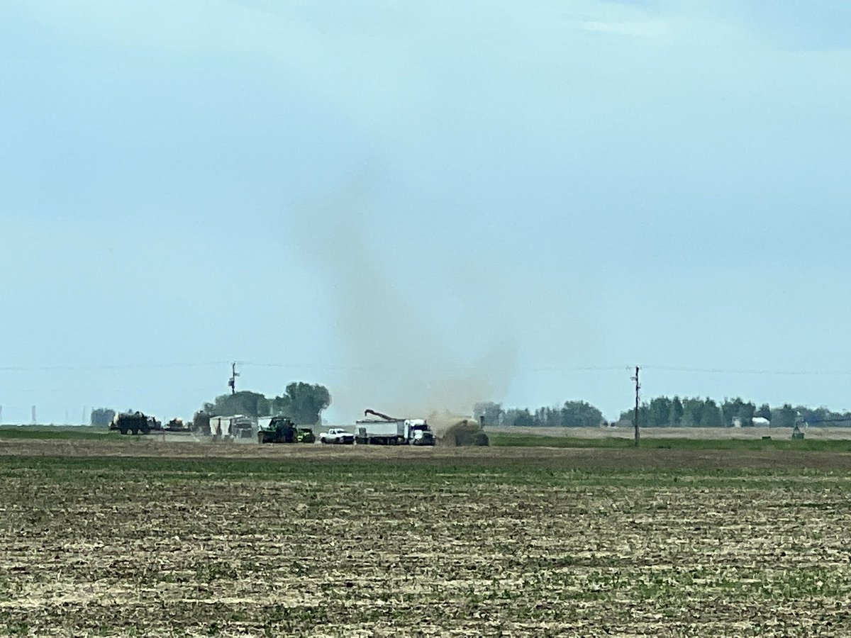 agnathanstamp's tweet photo. That’s a wrap for seeding 2023. Been steady spraying in-crop herbicides and keeping pivots going ! https://t.co/WilNcDYa4W