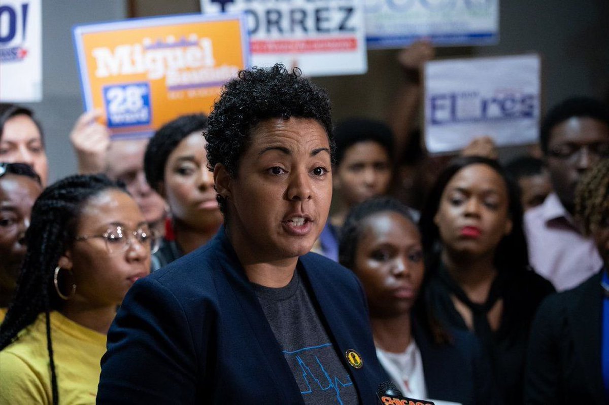 chasbottom's tweet photo. #Chicagp alderwoman #MariaHadden on the City Council floor today: "This country hates black people, it hates indigenous people!" https://t.co/ne7XpunSDR