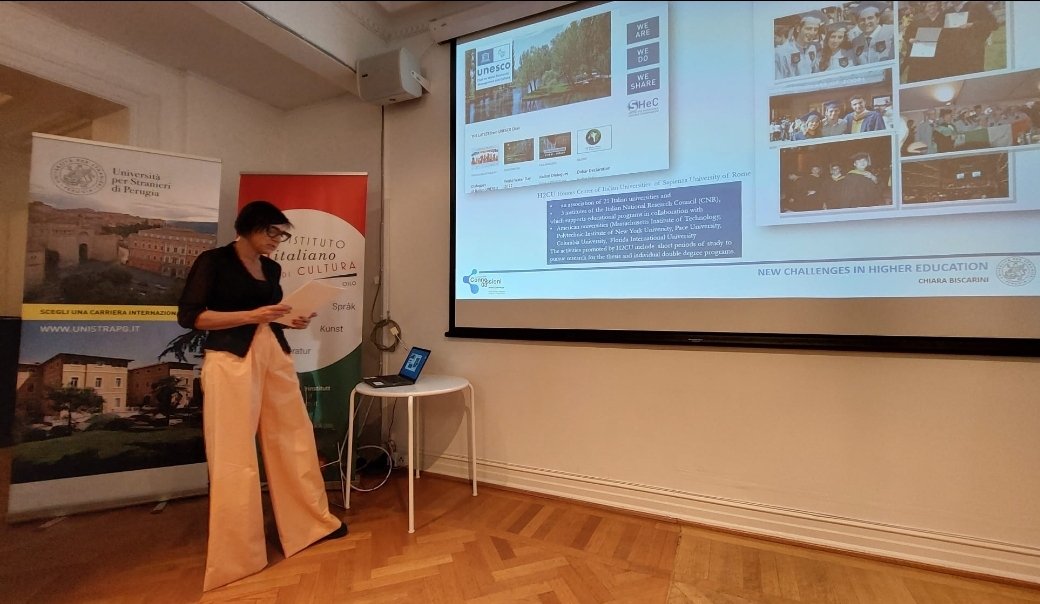 iicoslo's tweet image. 🖊 Informative and networking event at the ICI with the #Università per Stranieri in Perugia: interesting opportunities to learn our #language, challenge the new frontiers of #humanistic studies, and activate #student exchanges 📚 Thanks to the the audience who joined us!