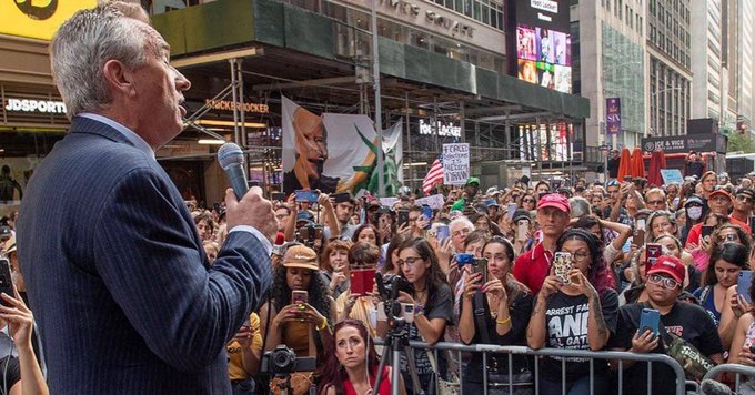 Rfk4POTUS's tweet image. "Come you #mastersofwar/You that build the big guns/You that build the death planes/You that build all the bombs/You that hide behind walls/You that hide behind desks/I just want you to know/I can see through your masks."
-Bob Dylan
#Kennedy24 #Peace #RFK