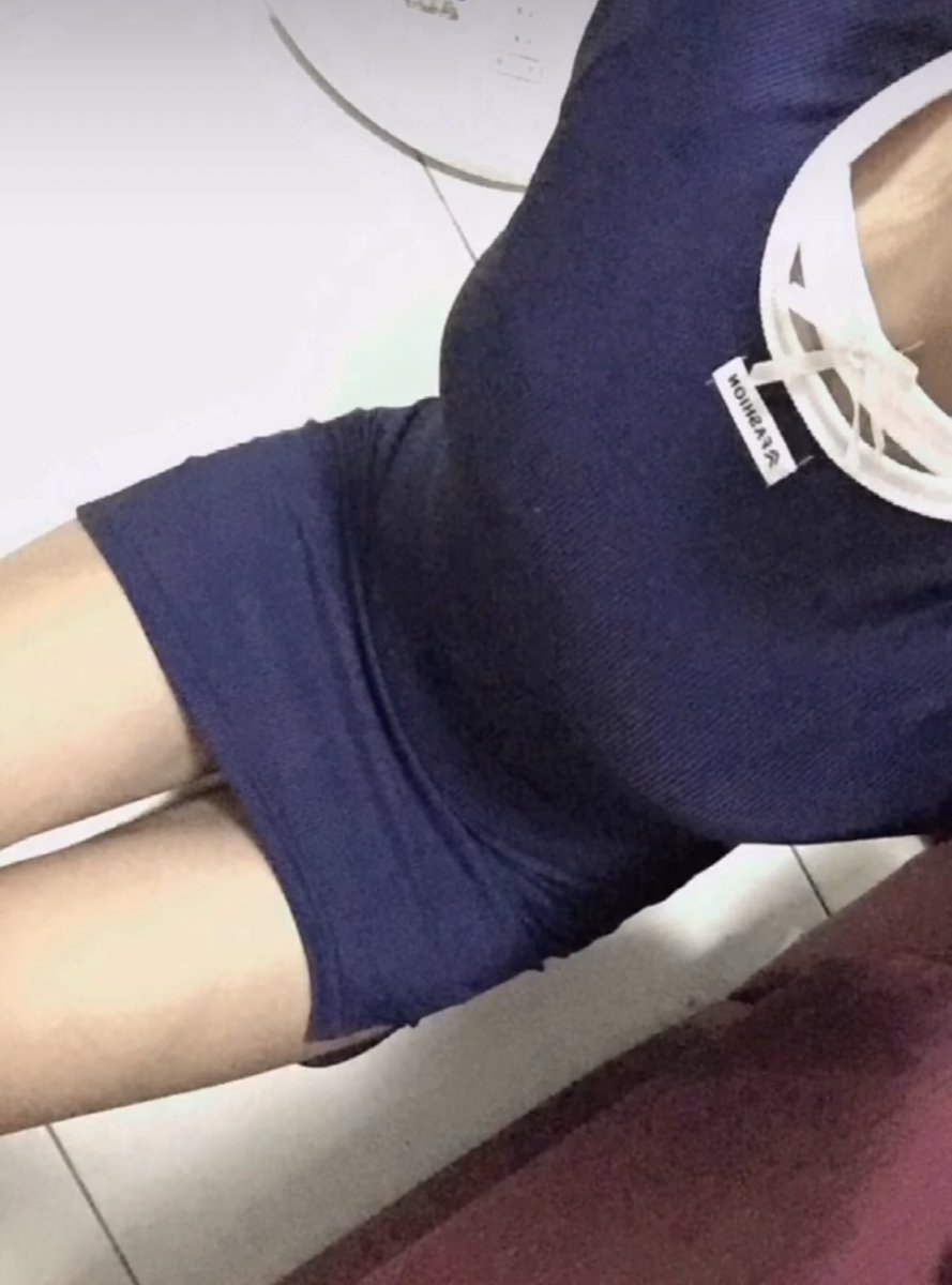 fuck7294's tweet photo. 上課❤️ https://t.co/24VXCBE428