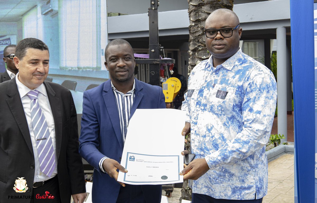 Primature de la République de Guinée tweet media