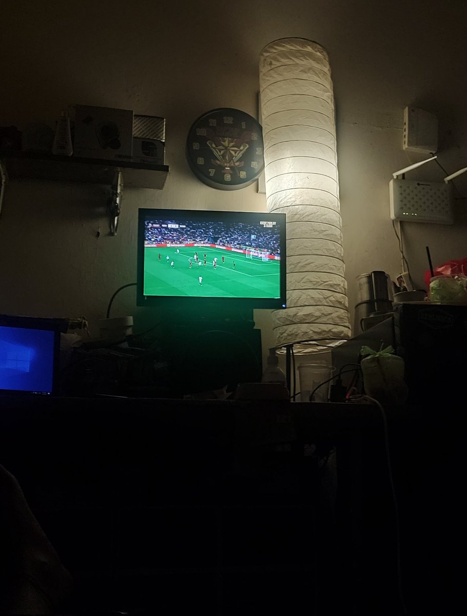 Walaupun final, tapi kalau team yang tanding bukan team yang disukai nonton nya bosen and ngantuk juga 🥱