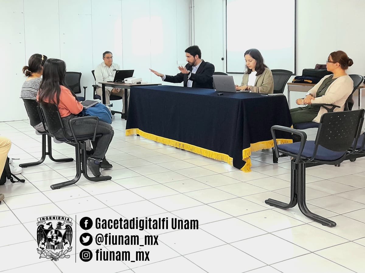 FIUNAM_MX's tweet photo. Esta mañana en la #FIUNAM:
👉Plática informativa del programa de estancias en Alemania #KOSPIE. 😃 https://t.co/bPQ48dweID