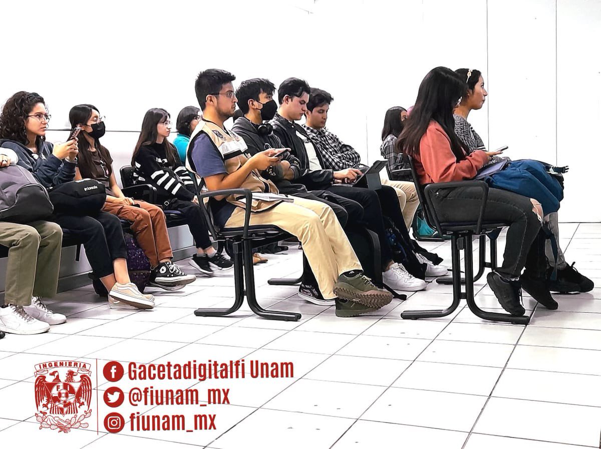FIUNAM_MX's tweet photo. Esta mañana en la #FIUNAM:
👉Plática informativa del programa de estancias en Alemania #KOSPIE. 😃 https://t.co/bPQ48dweID