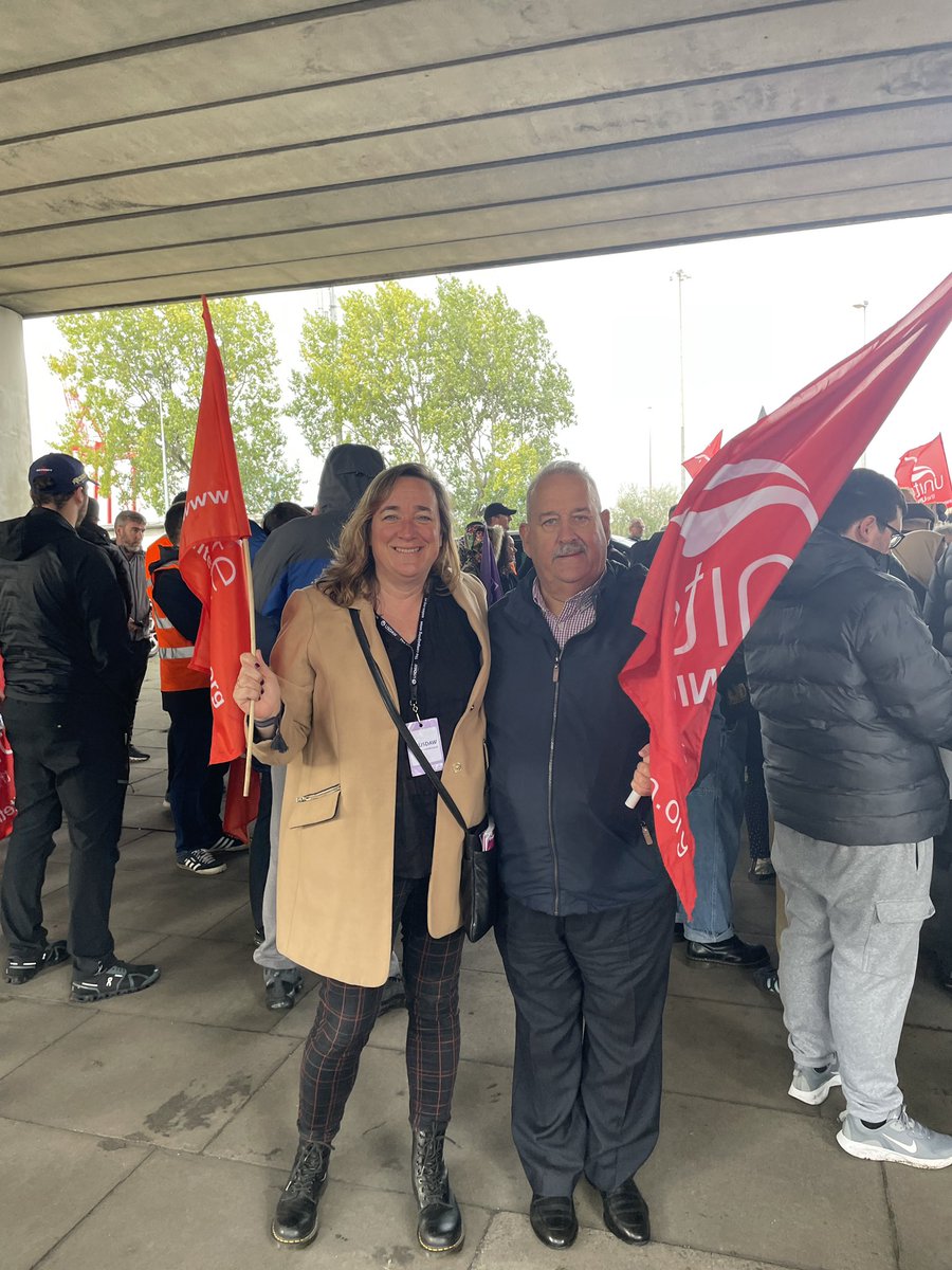 Helen Collinson tweet media