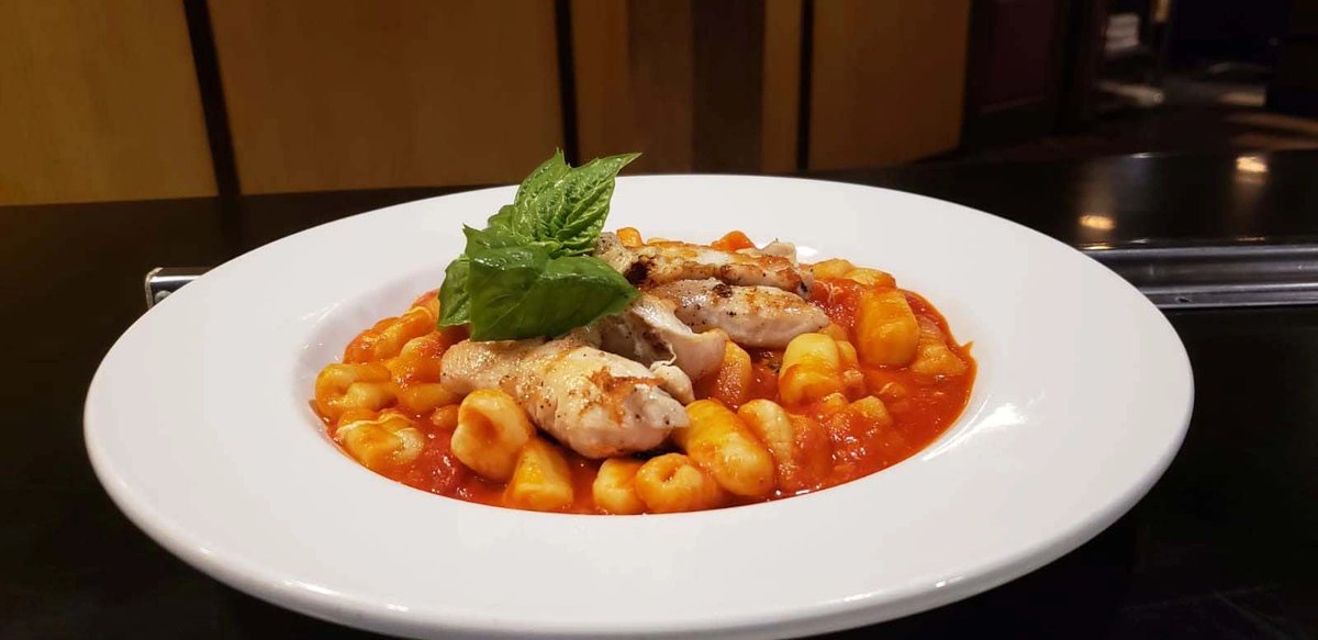 Can't get enough of Trattoria Zooma? Visit our website at trattoriazooma.com for more info and to make a reservation. #TrattoriaZooma #Providence #ProvidenceFood #ProvidenceEats #RhodeIsland