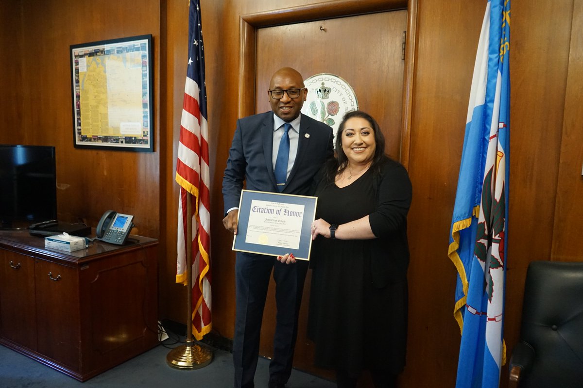 QnsBPRichards's tweet photo. As Jewish American Heritage Month wraps up, it was great to honor Jenna Citron Schwab, the executive director of the @QCHillel Jewish student organization, at Borough Hall today for her leadership at @QC_News.

We can't wait to see all you'll achieve going forward, Jenna! https://t.co/qqwhjg4zXA