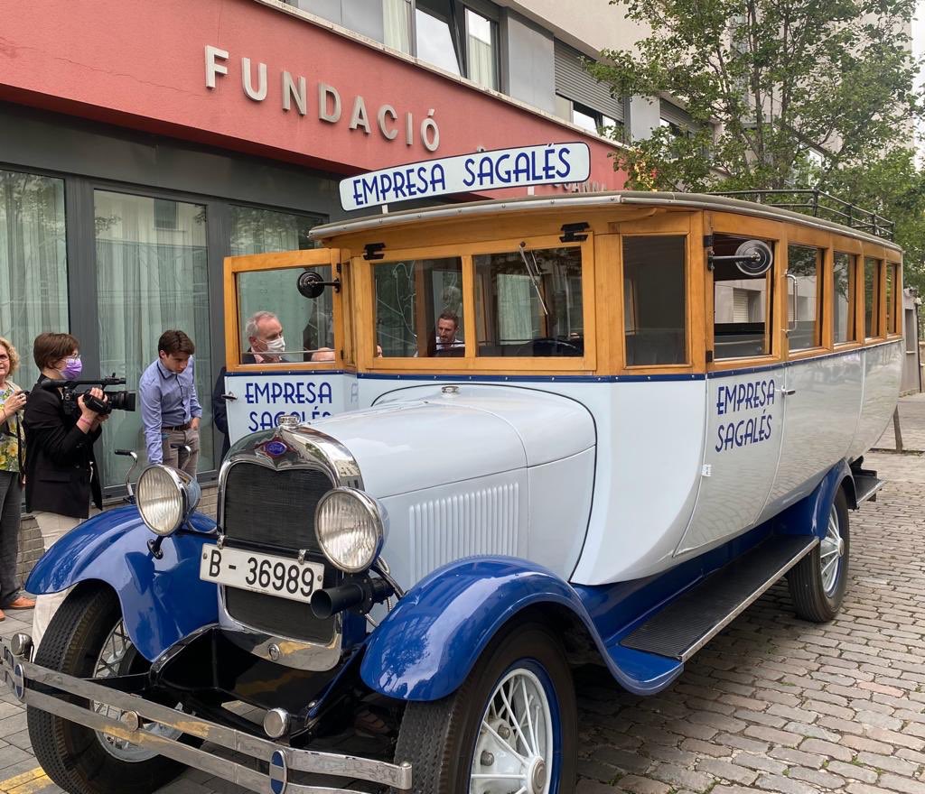 LluisBaulenasiC's tweet photo. Avui hem celebrat els 100 anys del pare! 
Dia de molta felicitat i grans reflexions!
Un agraïment a totes les persones que hi heu participat en especial a @fundaciostasusanna, @AjCaldesMontbui @sagalesbus https://t.co/je4hJ07HEO