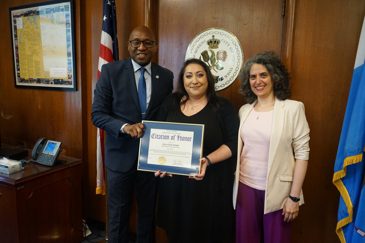 QnsBPRichards's tweet photo. As Jewish American Heritage Month wraps up, it was great to honor Jenna Citron Schwab, the executive director of the @QCHillel Jewish student organization, at Borough Hall today for her leadership at @QC_News.

We can't wait to see all you'll achieve going forward, Jenna! https://t.co/qqwhjg4zXA