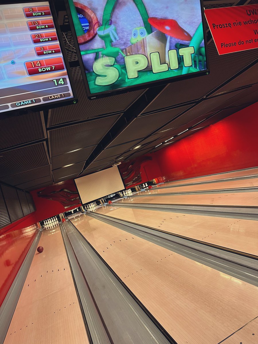 Exclusive hire of a bowling alley is going down well as a great way to wrap up our time in Poland! #FranceGermanyPoland2023
