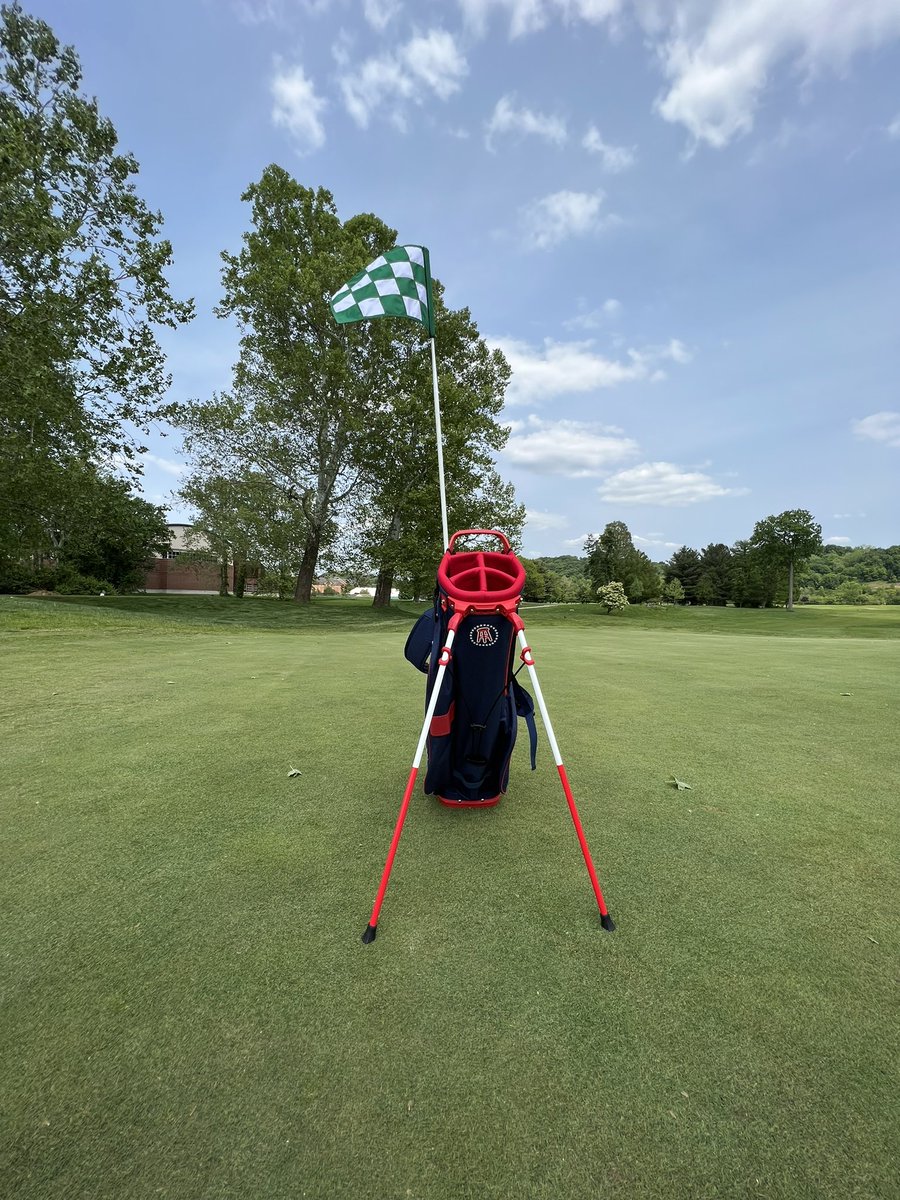 OhioSP's tweet image. Like, follow and retweet for a chance to win this Barstool, Labatt golf bag! #ohiouniversity #bobcats #img