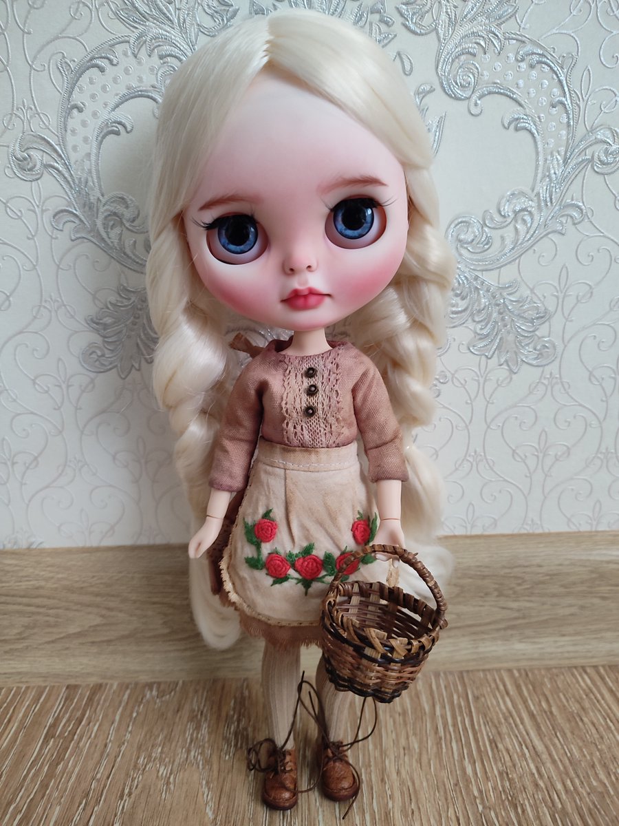 Alex30647739's tweet photo. Doll shop: https://t.co/6x045MlJ5D #cinderelladoll #cinderelladolls #cinderella #cinderelladress #doll #dolls #blythe #blythedoll #blythedress #blythedolls #blythecustom #ooak #blytheooak #blythelove #blythelover #craftasio #customdoll #blytheclothes #blythecollector https://t.co/y8UbXxX7g5