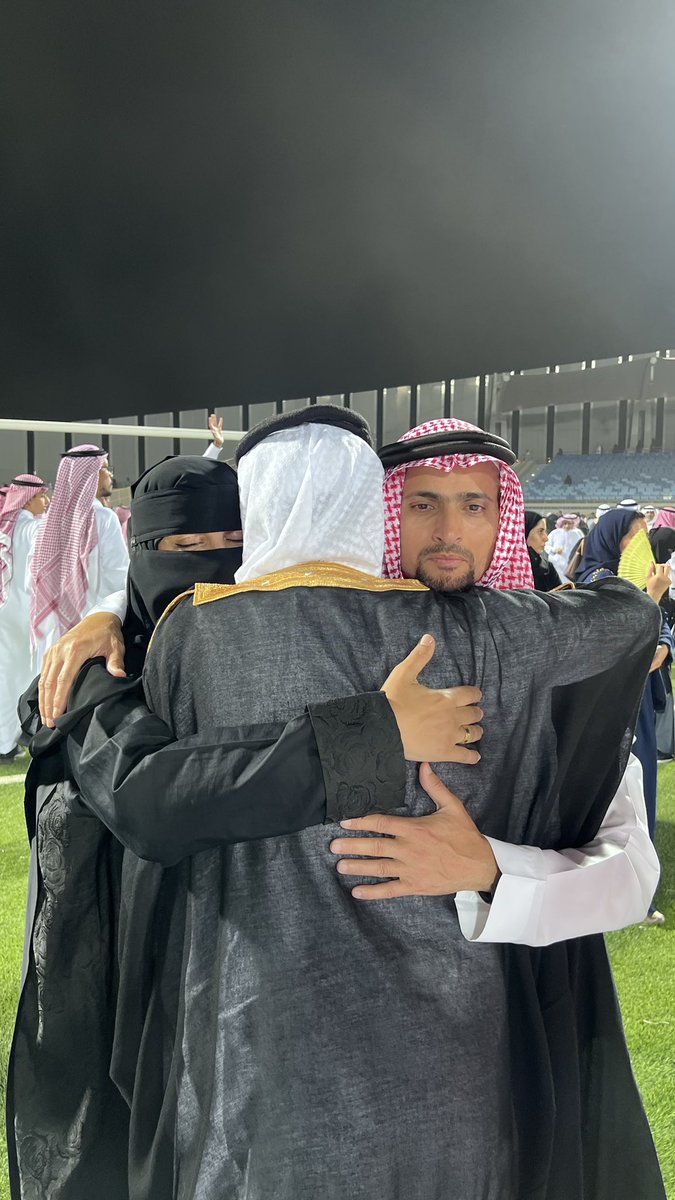 salehalmulhim4's tweet photo. كان حُلمًا ، حُفَّ دعاءً ، قُضيَ سعيًا ، و ها هو ازدان بالوصول🤍

يارب لك الحمد من قبلُ و من بعد ...

ربّي اجعلني مباركًا أينما كنت ✨ https://t.co/YsbMZHa4Br
