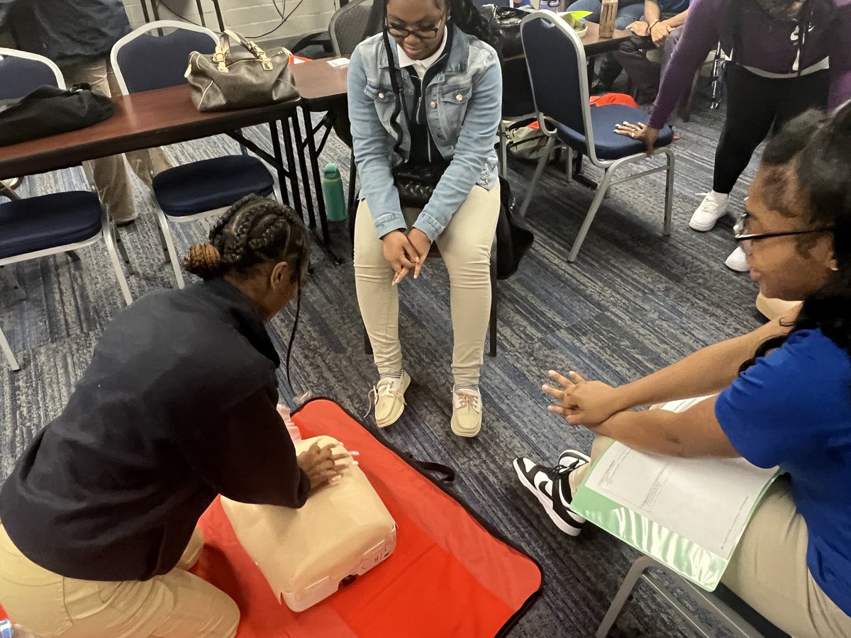 Leslie Chabala tweet media