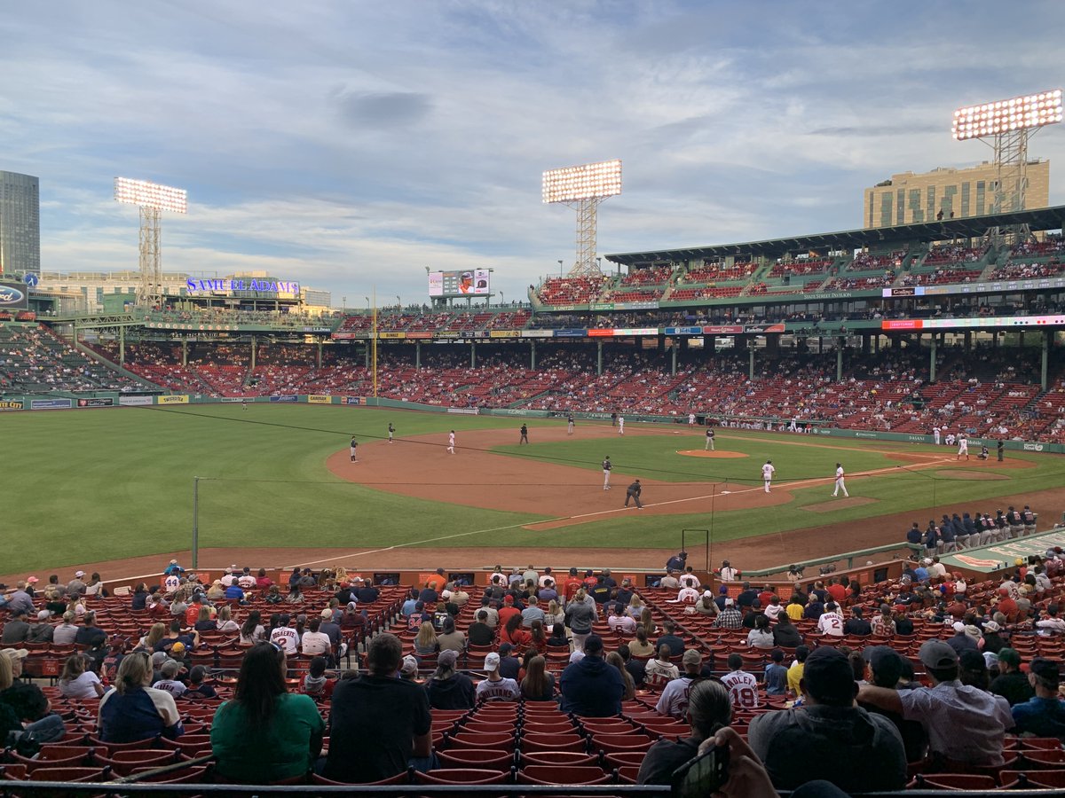 DavidCifarelli's tweet image. Want to have a view of Fenway Park this Father's Day? The @RedSox are taking nominations for 10 lucky dads to win a free day at the park! More details in the story below ⚾️🧢 #DailyVoice  dailyvoice.com/massachusetts/…