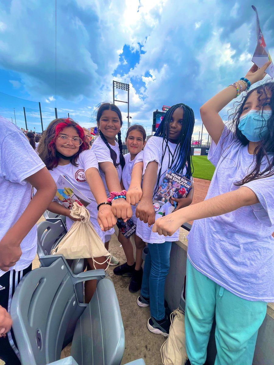 Mrs_Dulmage tweet media