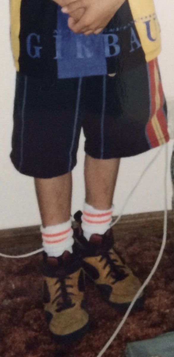 reddish_Davi's tweet photo. @TheSiteSupply 

Trying to find what these are?? I had these in 1994 I liked them a lot..  I believe the shoe has a strap over the top.. Dark Photo. I’m hoping someone can pin point the type of shoe??  Any help from all you SneakerHeadZ  in Twitter World?? 

Thanks, ✌🏽 https://t.co/r8oXWOR7QA
