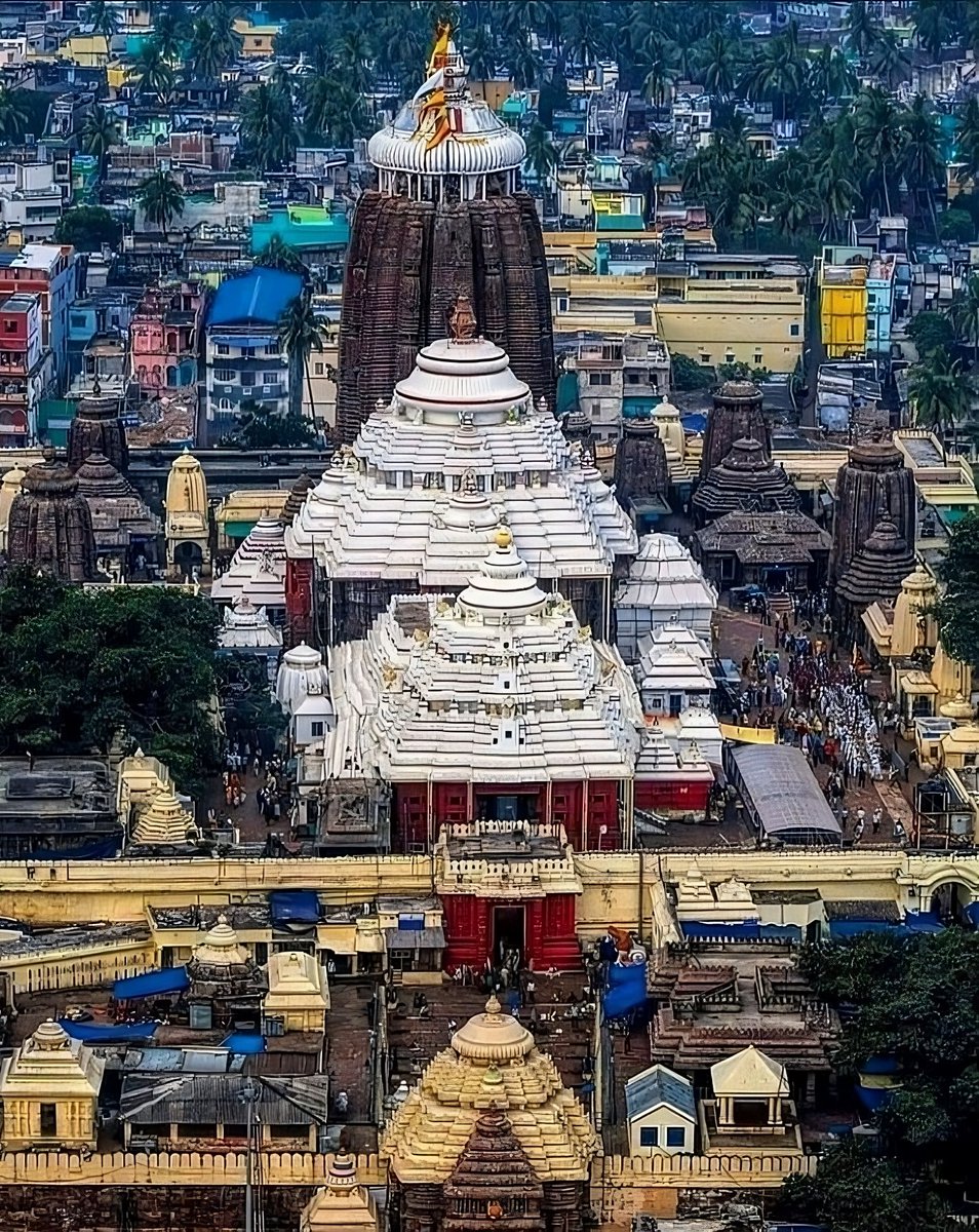 10 must visit Hindu Temples in Odisha 

1. Jagannath Temple, Puri is One of the Char Dham