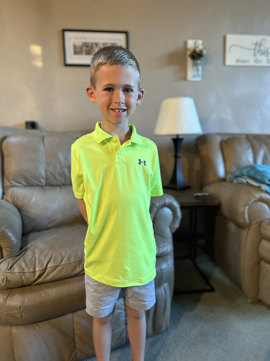 BriMayer1's tweet photo. Step Up Day for the almost 4th and 2nd Grader! https://t.co/HqGe4nRsIf