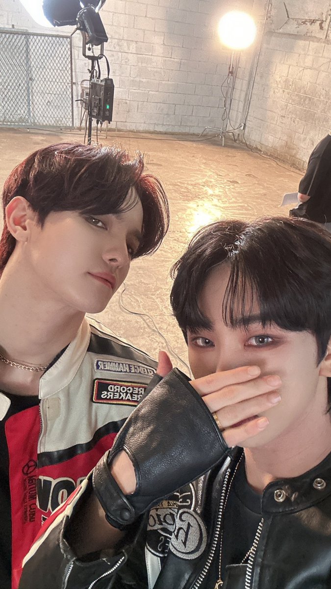 세상에서 제일 존경하고 멋있는 카일형 생일 너무 너무 축하드려요❤️❤️ 앞으로도 행복하게🥰