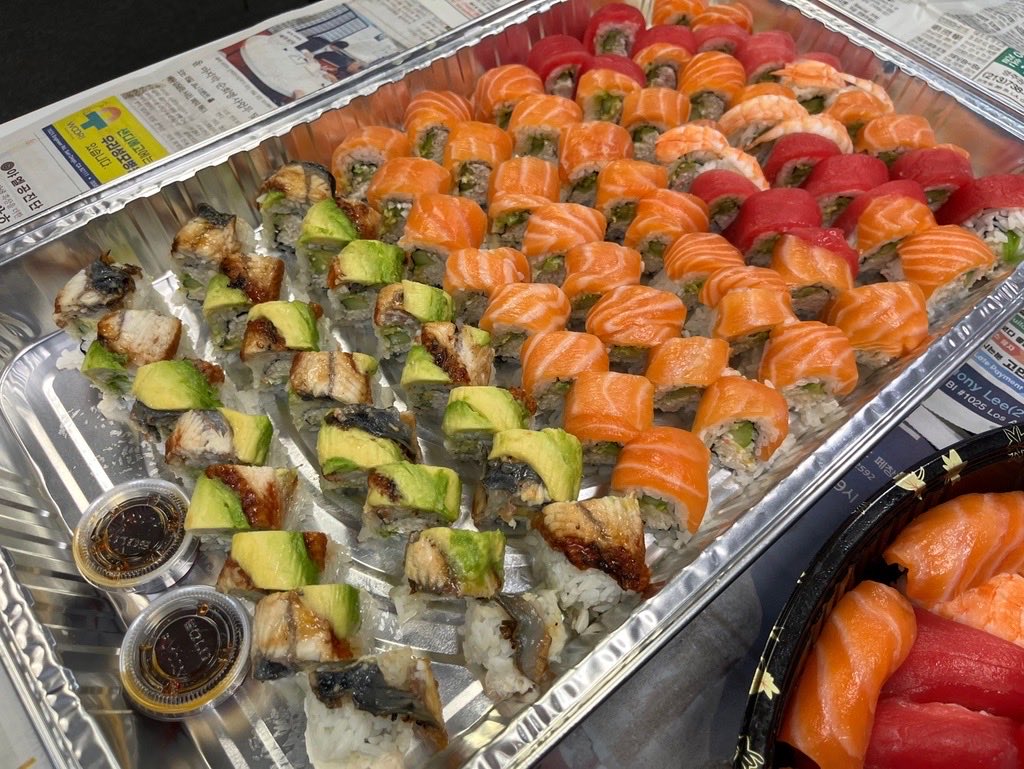 js232's tweet image. I like sushi &amp;amp; roll