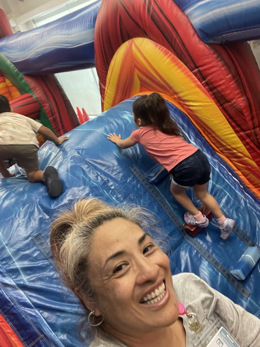 CounselorLuz's tweet photo. What an awesome way to end the year! Celebrating all the hard work, effort, and perseverance! Huge THANK YOU to our @FARIASECC  PTO for providing all the fun activities!I was in the bounce house so I missed the trackless train! @HISD_ACC @HISDFACE https://t.co/vZNd6NSjmt