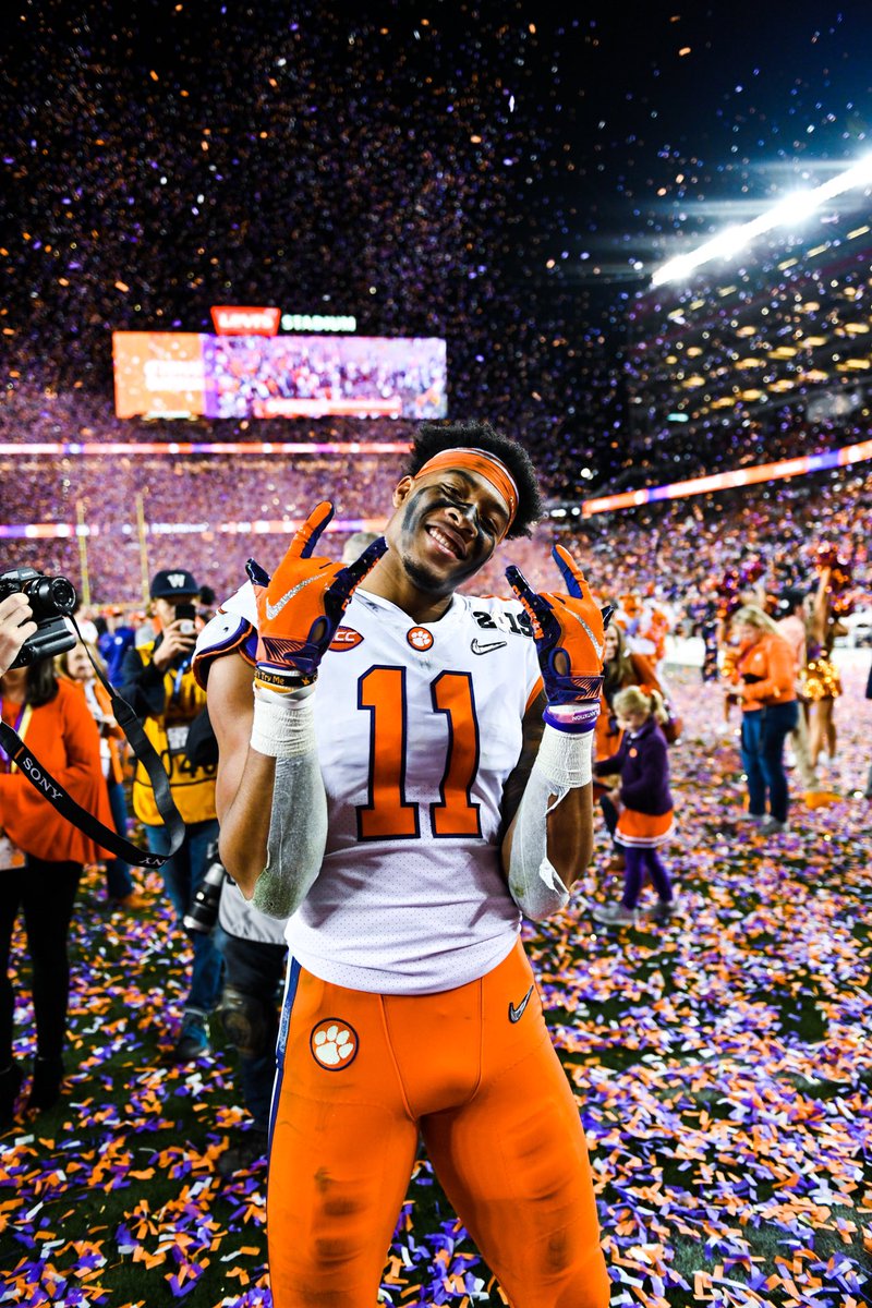 OffordNaeem's tweet photo. #TGFAD Blessed To Receive An Offer From @ClemsonFB โผ๏ธ @CUCoachReed @CoachWarren23 @AHParkerFootba1 https://t.co/C9s6hs5Vj0