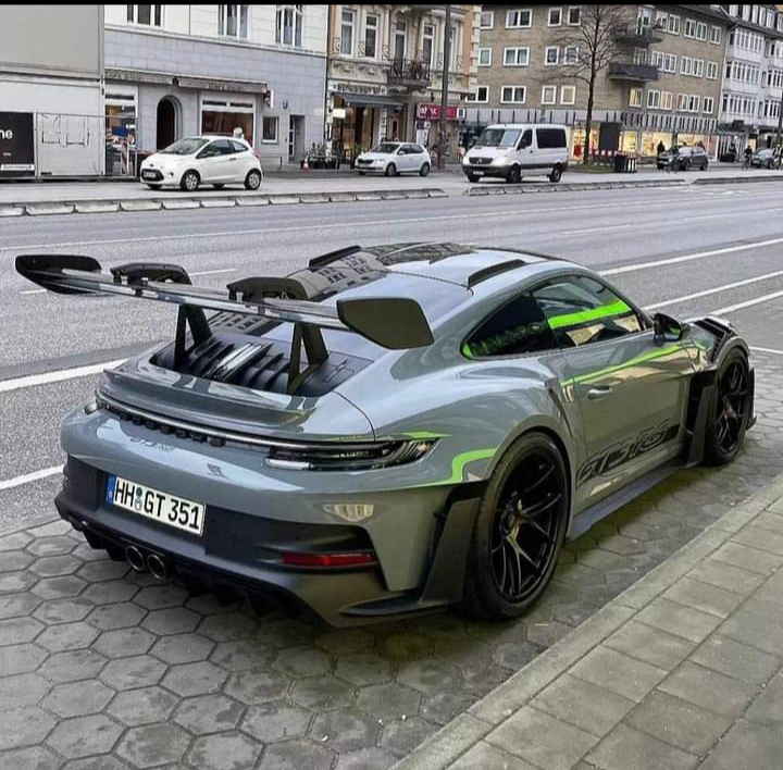 Oscarol95842891's tweet photo. #Porsche 🪄 https://t.co/jH1nwUEZwl