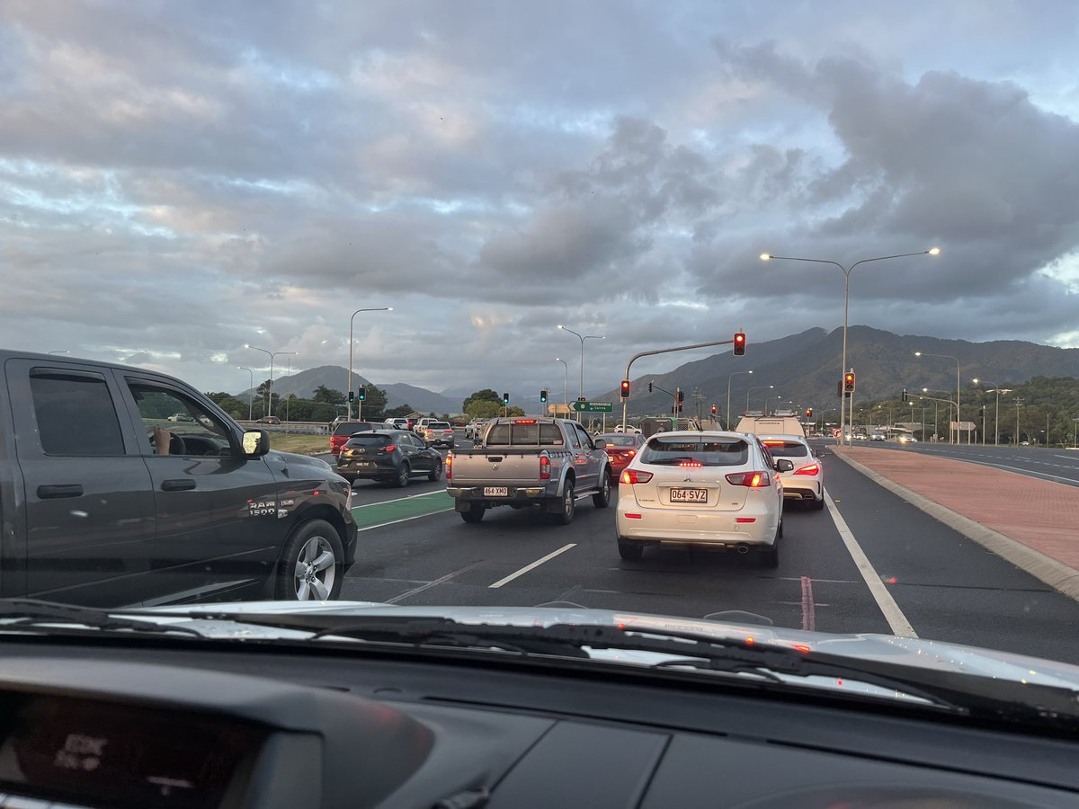 creatingatribe's tweet image. Morning commute!!! ✨😅