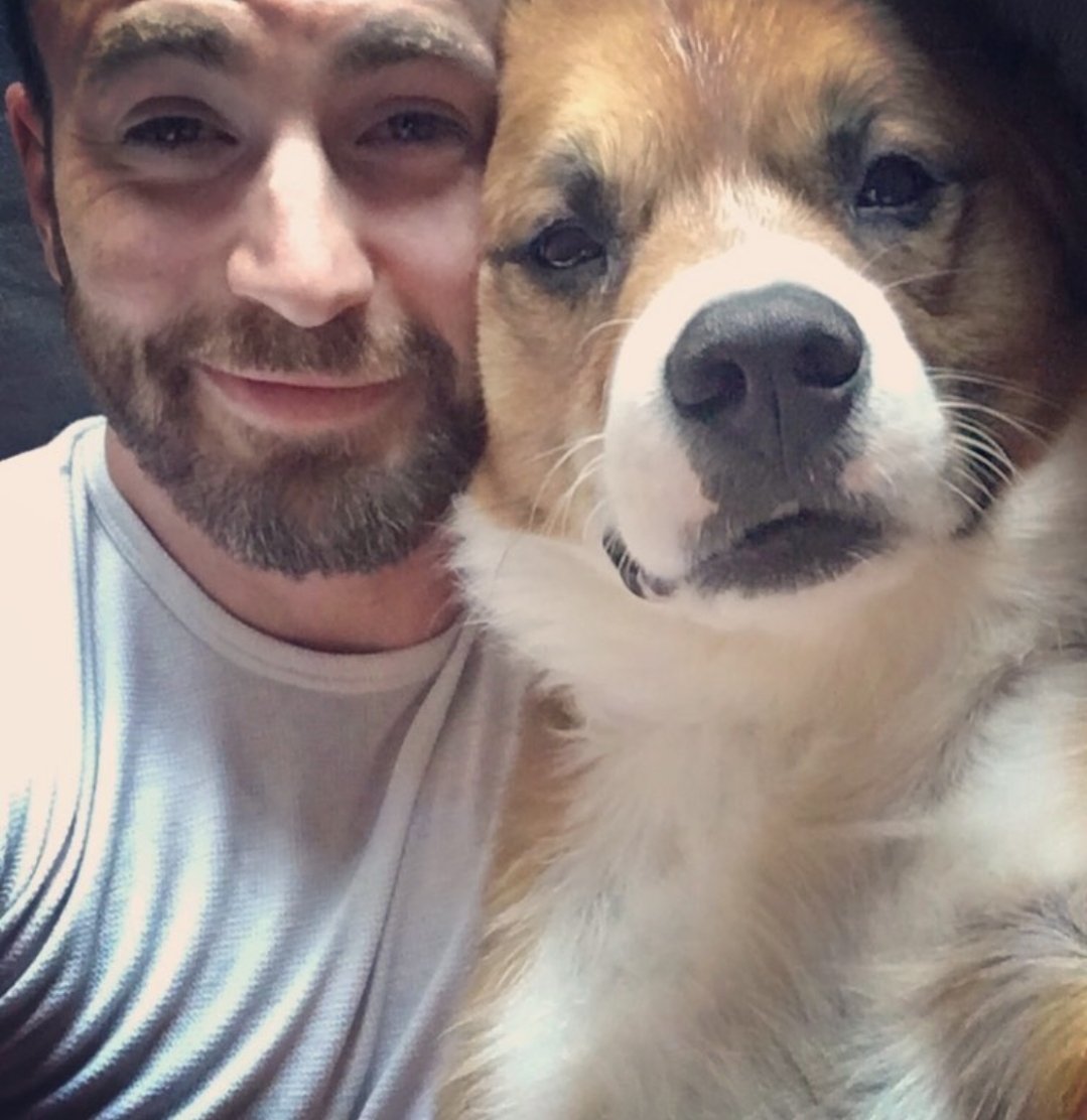 Day 1: Chris and Dodger
#30daysofChrisEvans 
#WeLoveAndSupportYouChrisEvans